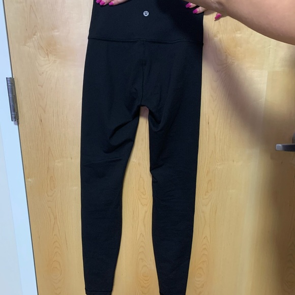 Lululemon Wunder Under Leggings - Picture 1 of 3